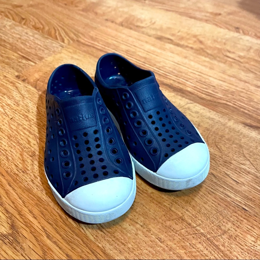 Kits Native Shoes. C8.
